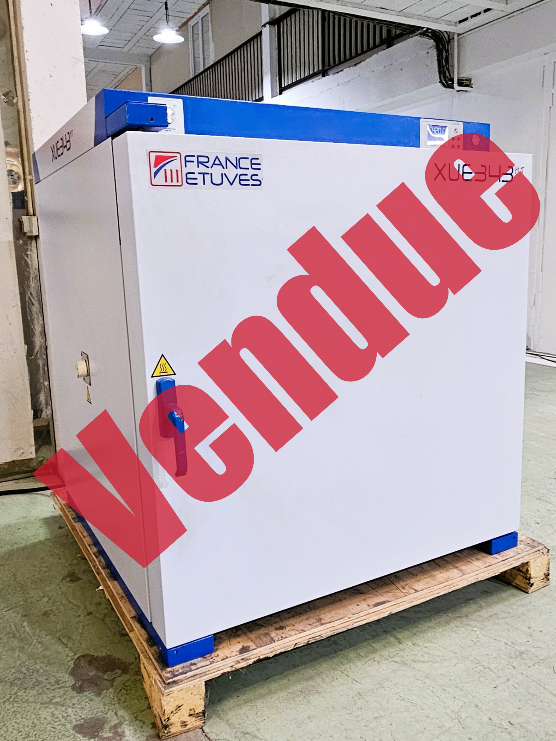 XUEHT343 (343 Litres) + 3 clayettes Inox 304 60kg - Très bon état Destock